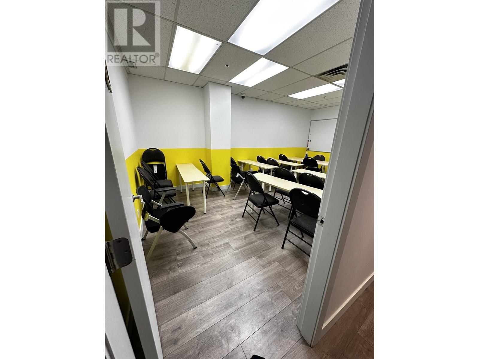 4 555 North Road, Coquitlam, British Columbia  V3J 1N8 - Photo 6 - C8067895