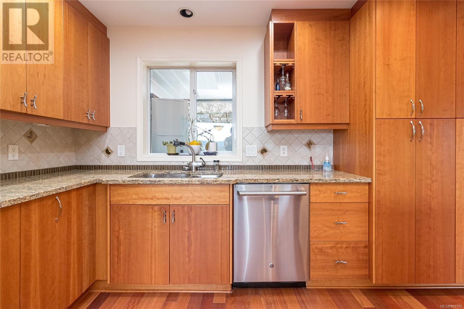 Property at 1319 Lands End Rd image 4