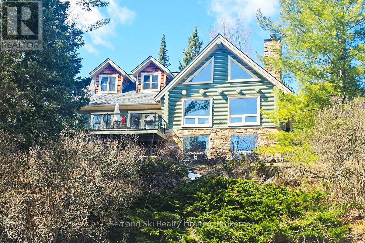 124 AMIK COURT, Grey Highlands, Ontario