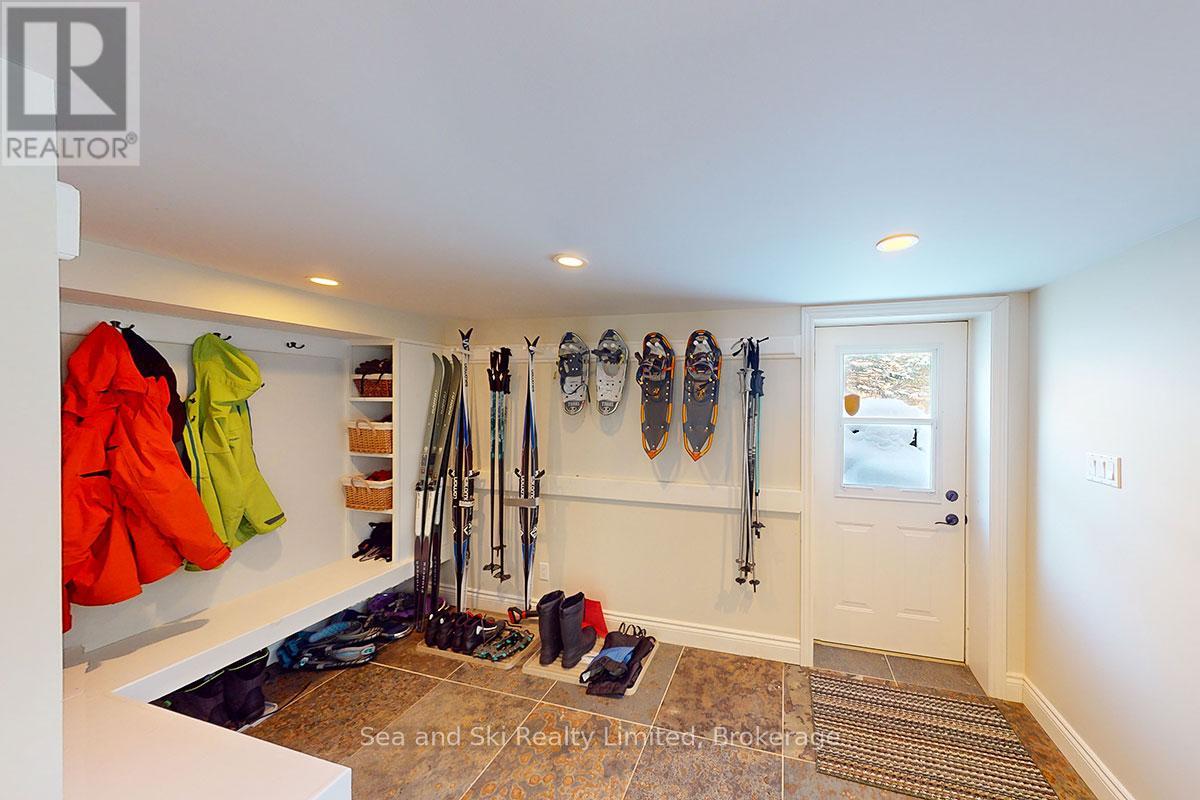 124 Amik Court, Grey Highlands, Ontario  N0C 1G0 - Photo 24 - X11970079