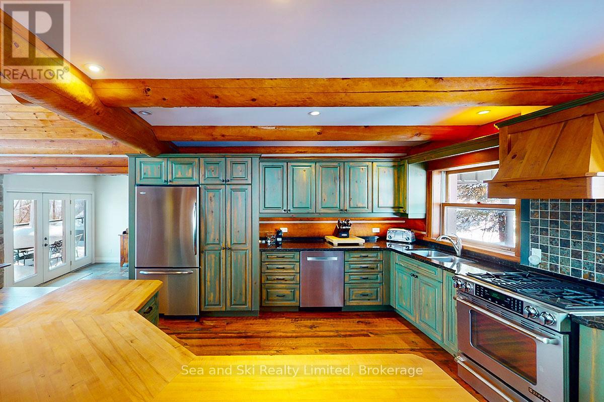 124 Amik Court, Grey Highlands, Ontario  N0C 1G0 - Photo 5 - X11970079