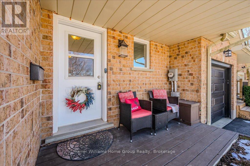 427 Flannery Drive, Centre Wellington, Ontario  N1M 3P3 - Photo 4 - X12054342