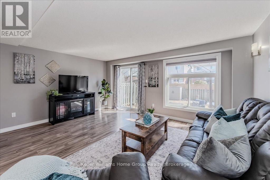 427 Flannery Drive, Centre Wellington, Ontario  N1M 3P3 - Photo 8 - X12054342