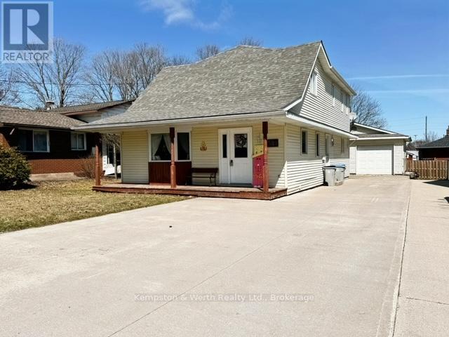 581 Inkerman Street E, North Perth, Ontario  N4W 2N8 - Photo 2 - X11952711