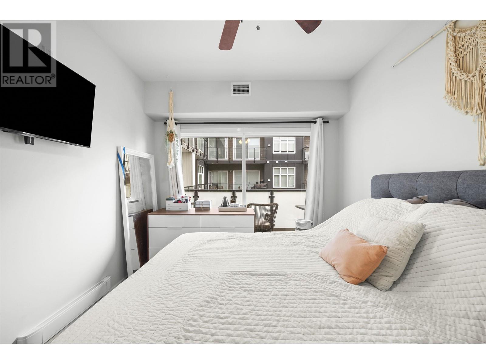 332 6283 Kingsway, Burnaby, British Columbia  V5J 0H3 - Photo 7 - R2984339
