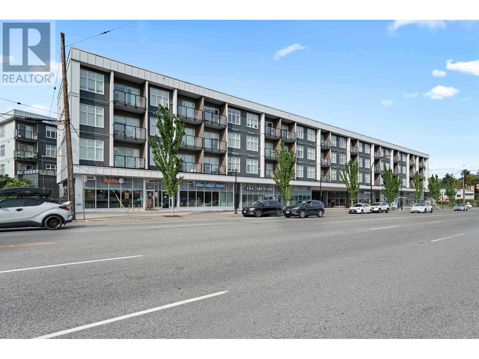 332 6283 KINGSWAY, burnaby, British Columbia