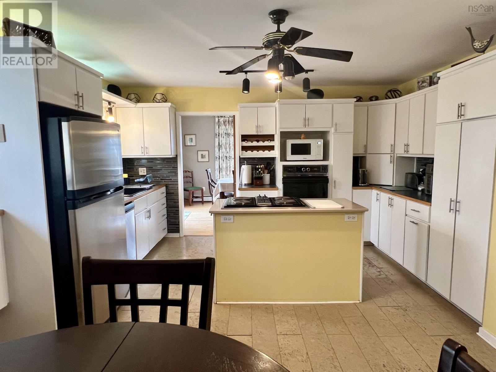 202 Cedar Street, New Glasgow, Nova Scotia  B2H 1B1 - Photo 23 - 202506432