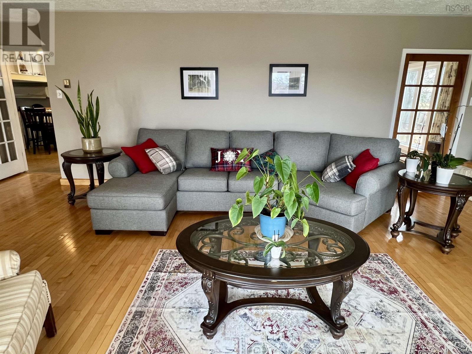 202 Cedar Street, New Glasgow, Nova Scotia  B2H 1B1 - Photo 9 - 202506432