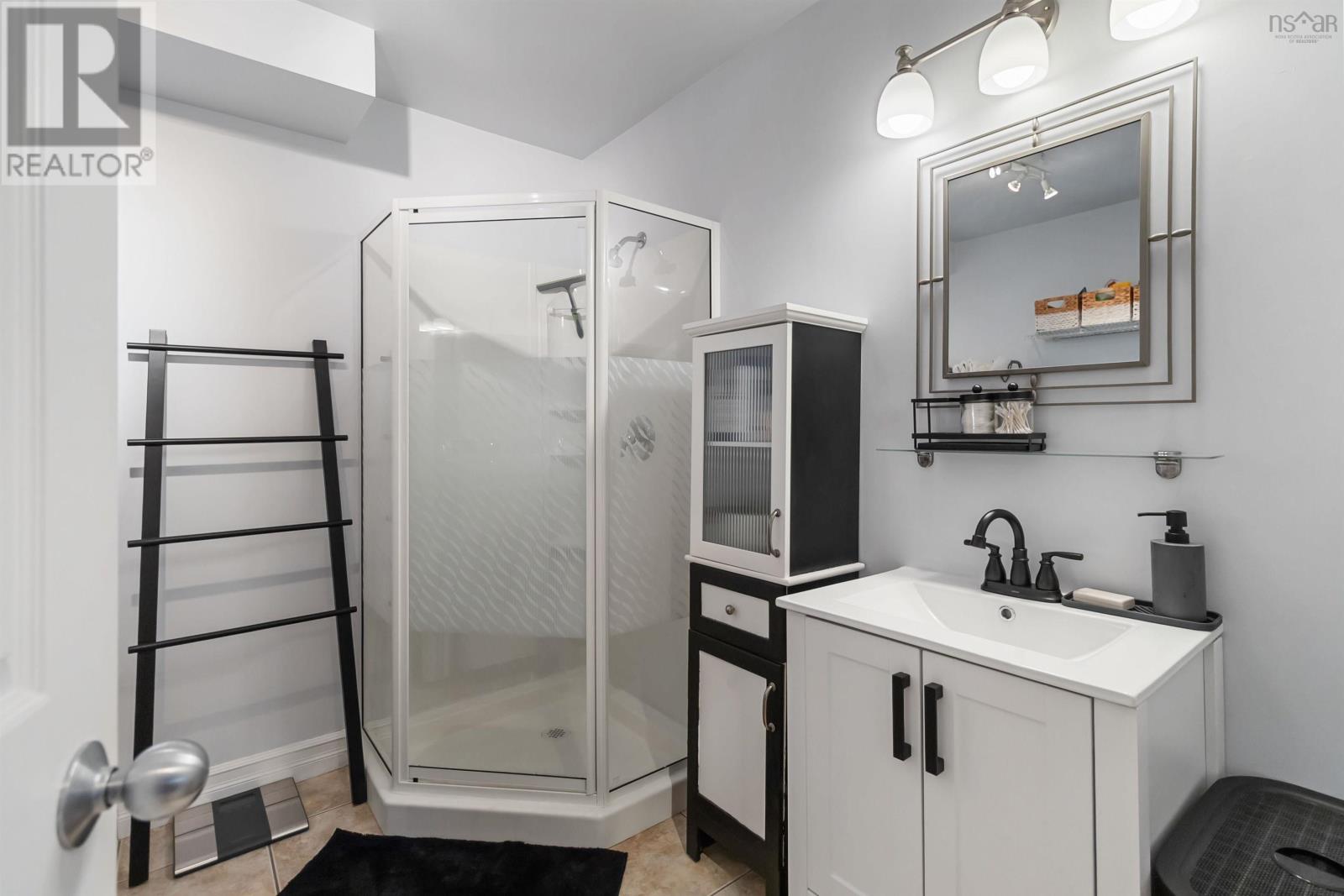 12 Olympiad Avenue, Bridgewater, Nova Scotia  B4V 3Z7 - Photo 14 - 202506436