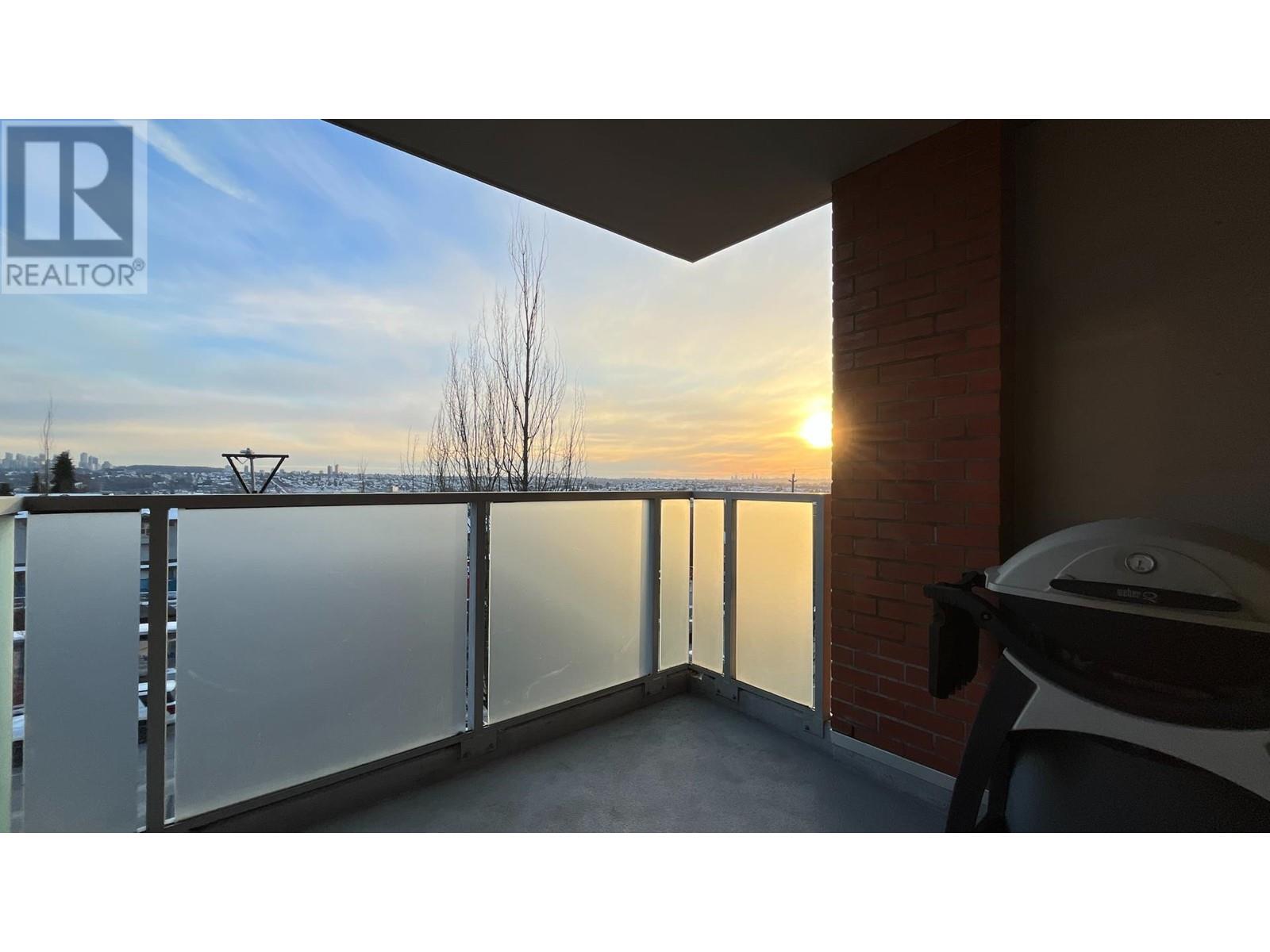 414 3811 HASTINGS STREET, burnaby, British Columbia