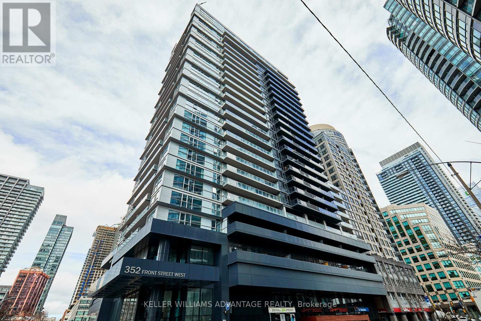 2214S - 352 FRONT STREET W, Toronto, Ontario