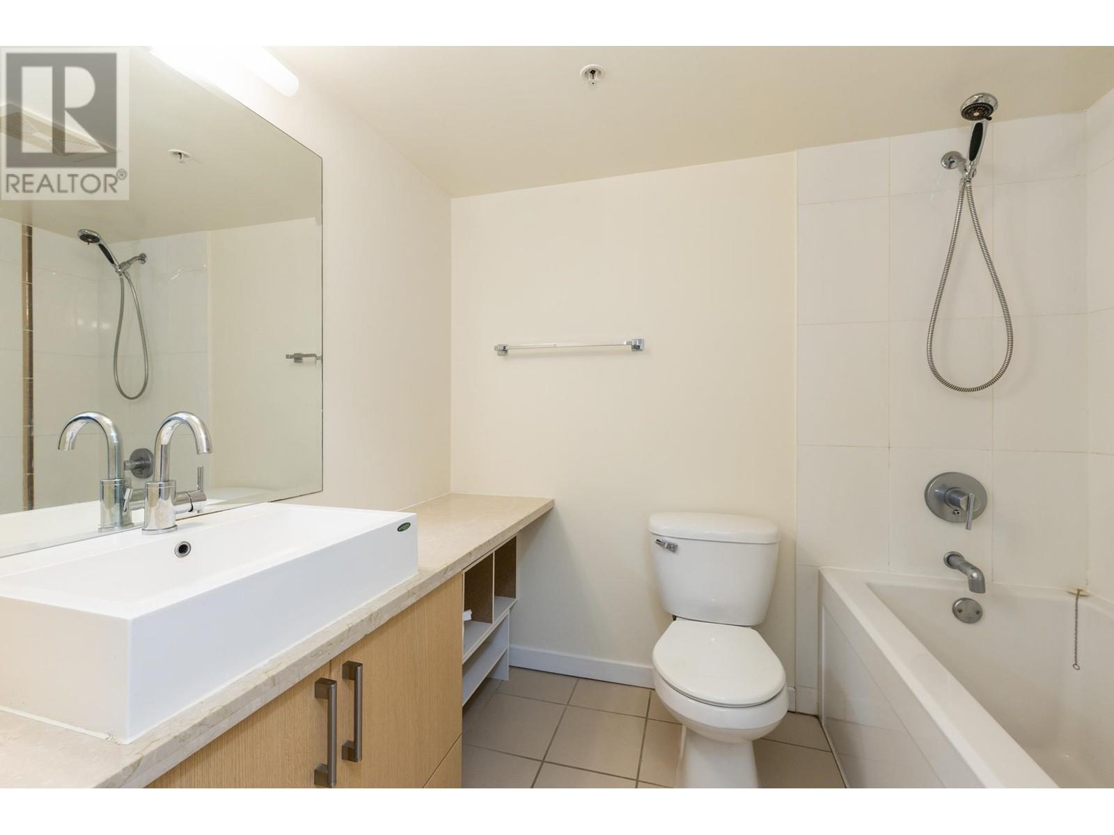 302 1068 W Broadway, Vancouver, British Columbia  V6H 0A7 - Photo 13 - R2983739