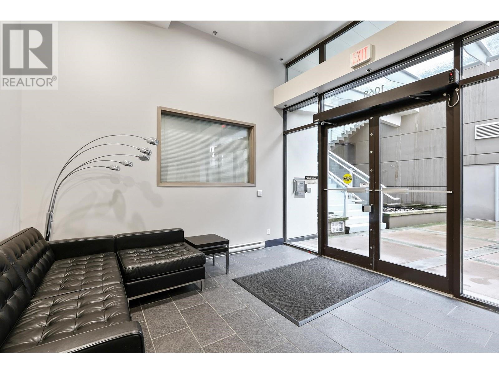 302 1068 W Broadway, Vancouver, British Columbia  V6H 0A7 - Photo 3 - R2983739