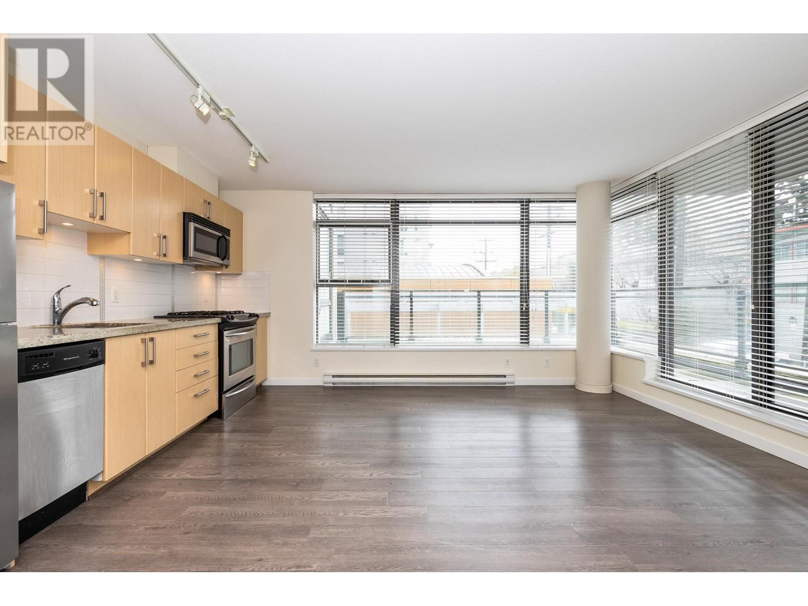 302 1068 W Broadway, Vancouver, British Columbia  V6H 0A7 - Photo 4 - R2983739