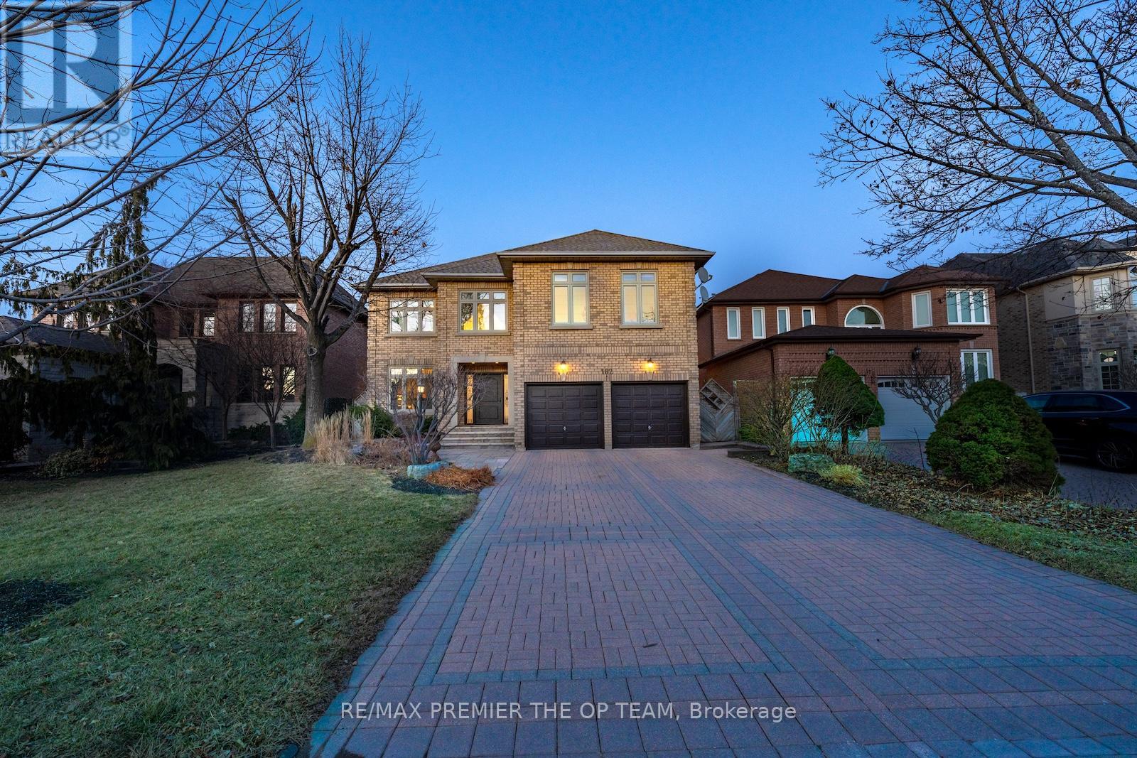 Property at 182 CLOVER LEAF STREET image 3
