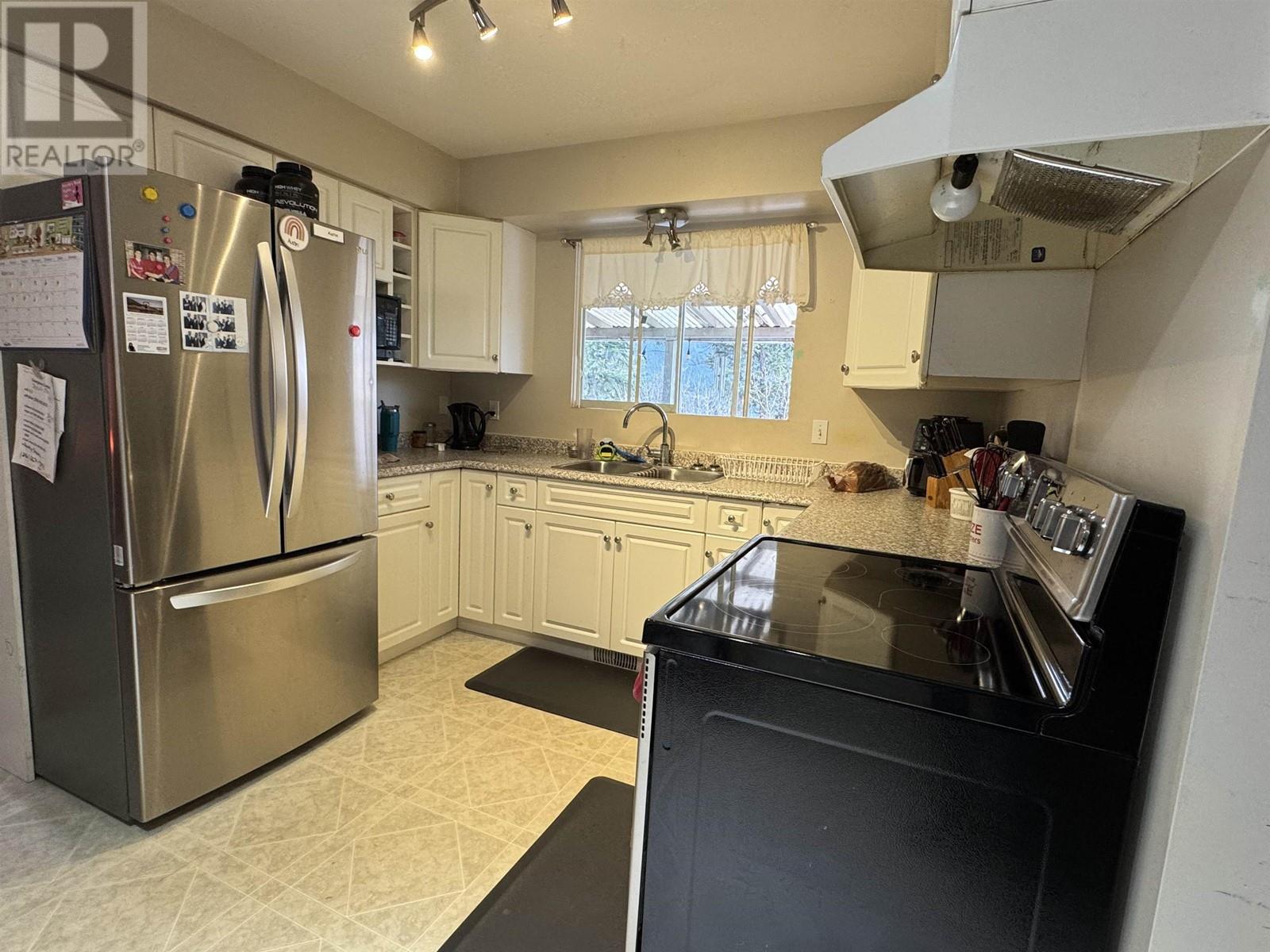 Property at 775 MCDOUGALL STREET image 2