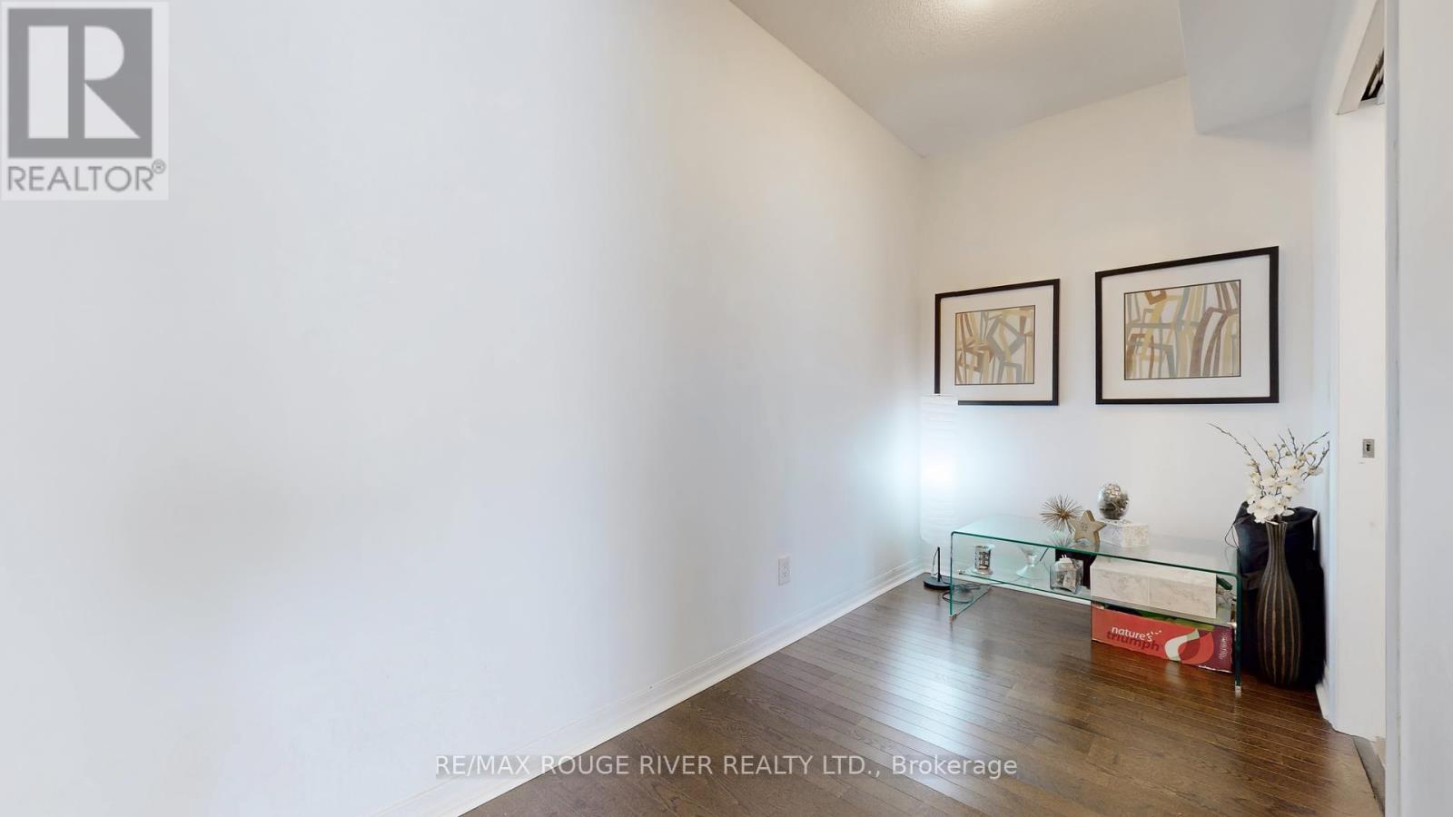 3001 - 225 Webb Drive, Mississauga, Ontario  L5B 4P2 - Photo 10 - W12054242