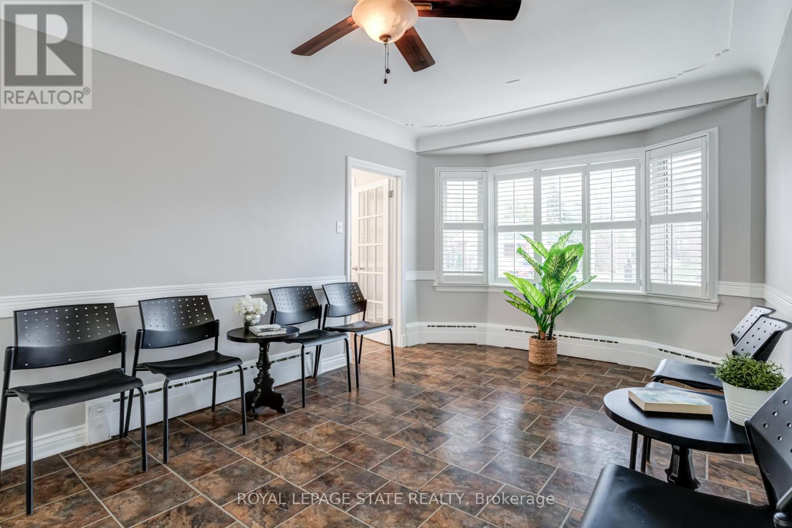Property at 15 EMPRESS AVENUE image 5
