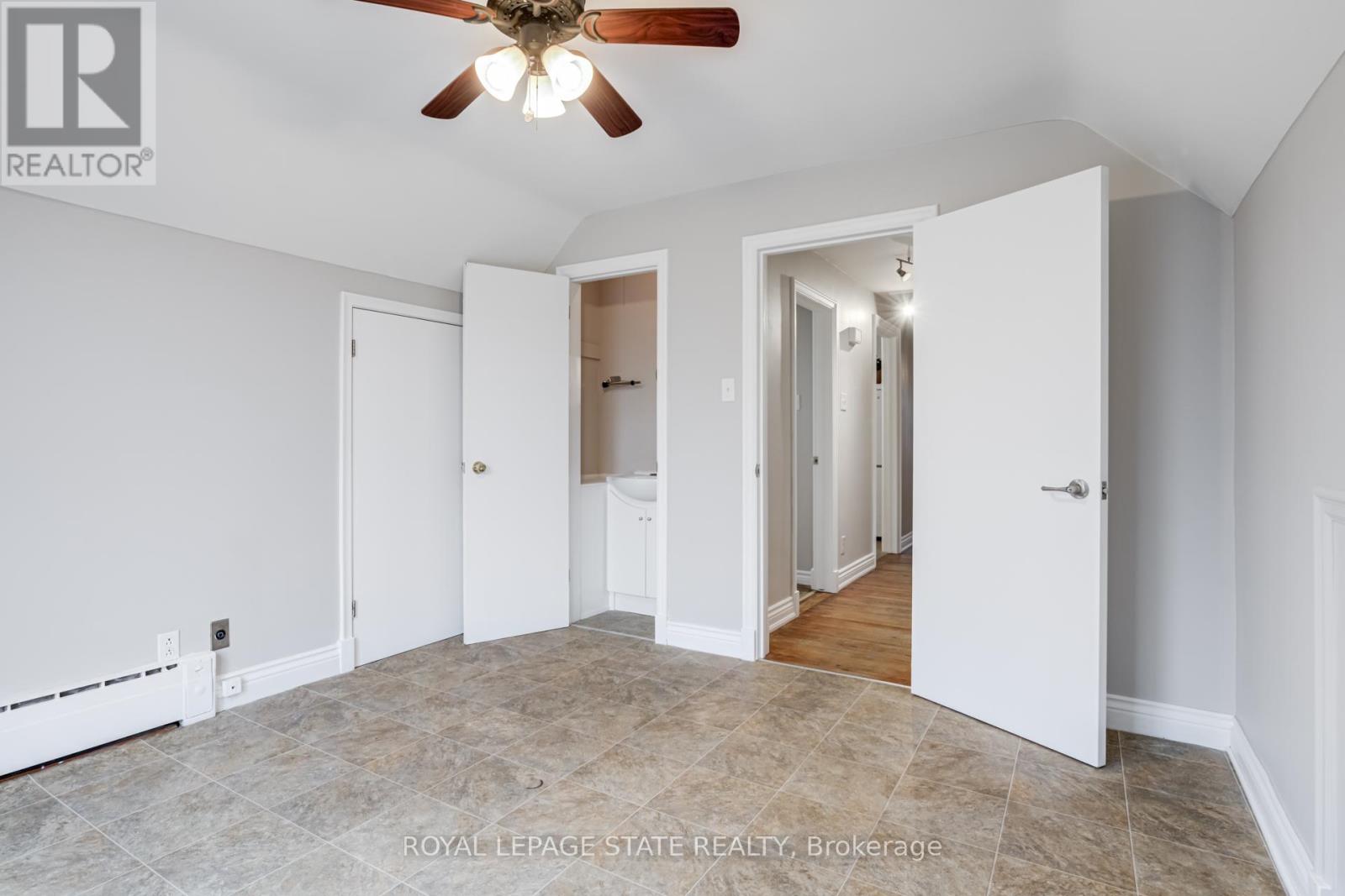 15 Empress Avenue, Hamilton, Ontario  L9A 1M1 - Photo 22 - X12054369
