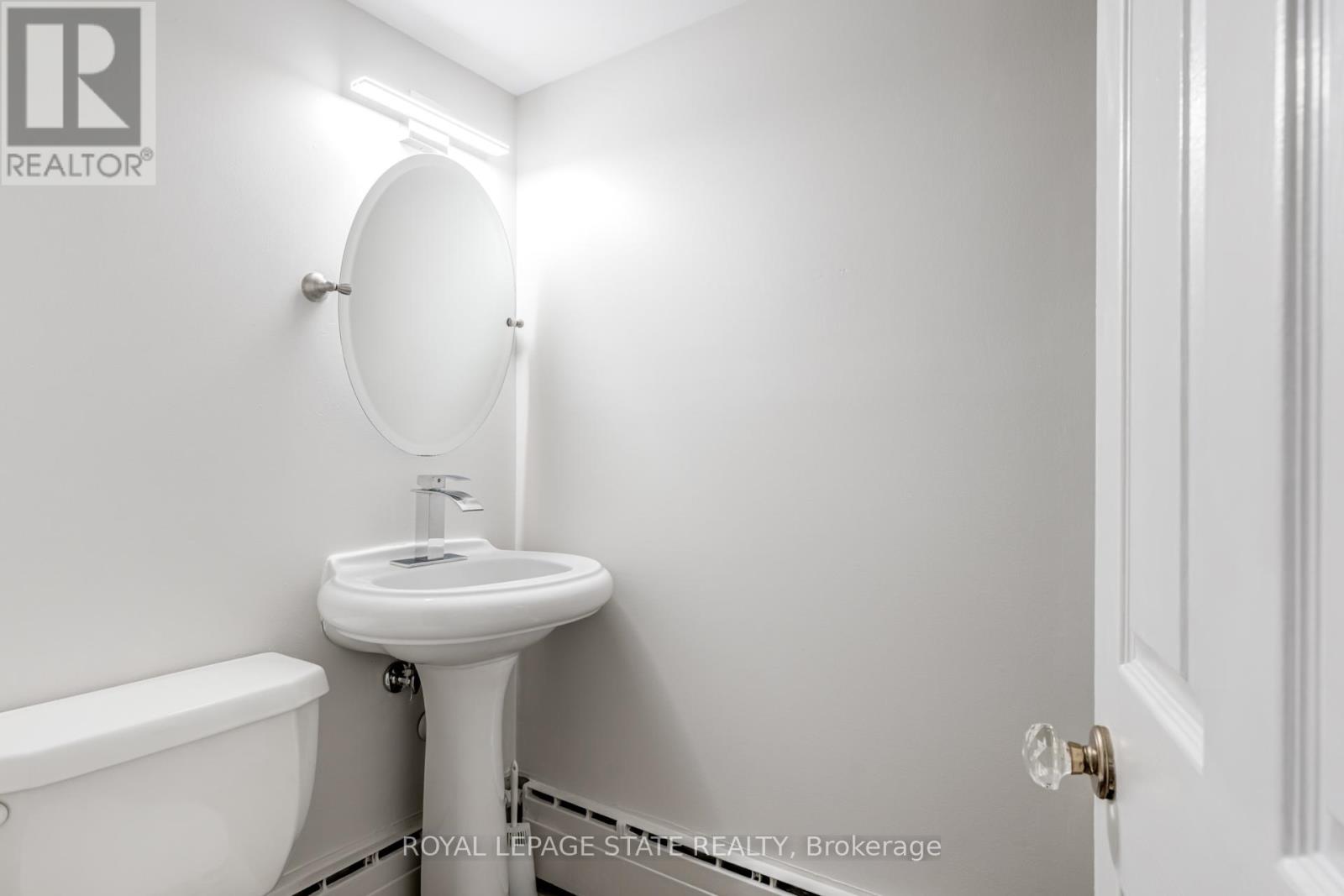15 Empress Avenue, Hamilton, Ontario  L9A 1M1 - Photo 31 - X12054369