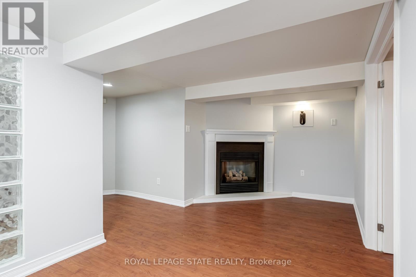 15 Empress Avenue, Hamilton, Ontario  L9A 1M1 - Photo 28 - X12054376