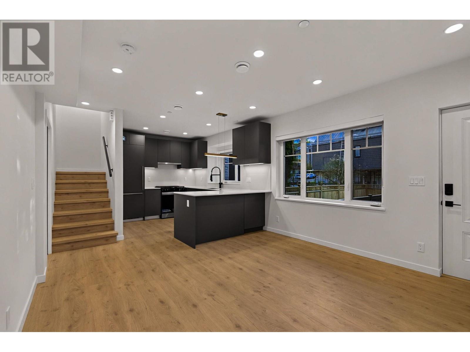 2 3531 Marshall Street, Vancouver, British Columbia  V5N 4S2 - Photo 7 - R2982874