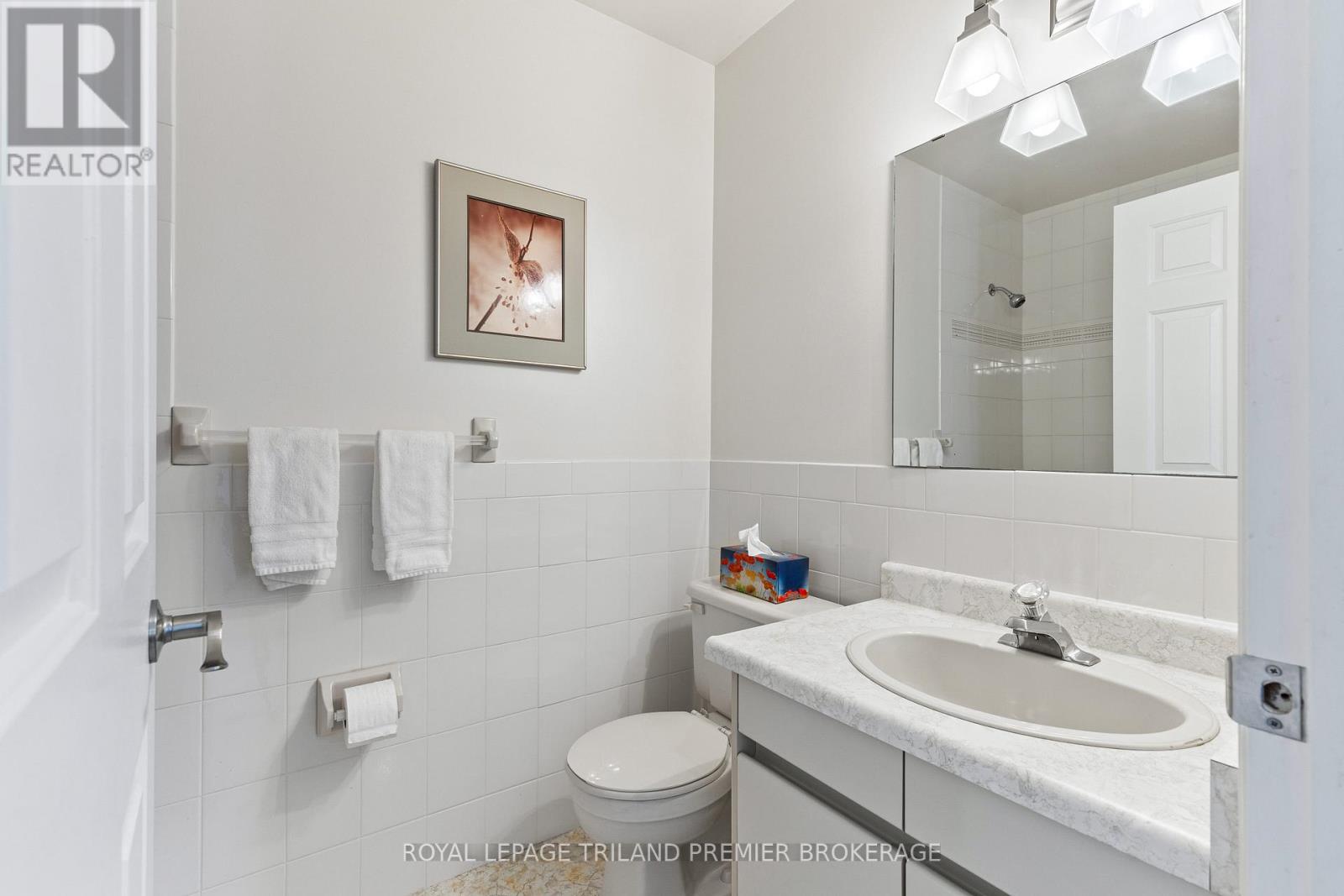 8 - 60 Rosecliffe Crescent, London South, Ontario  N6K 4E5 - Photo 23 - X12054427