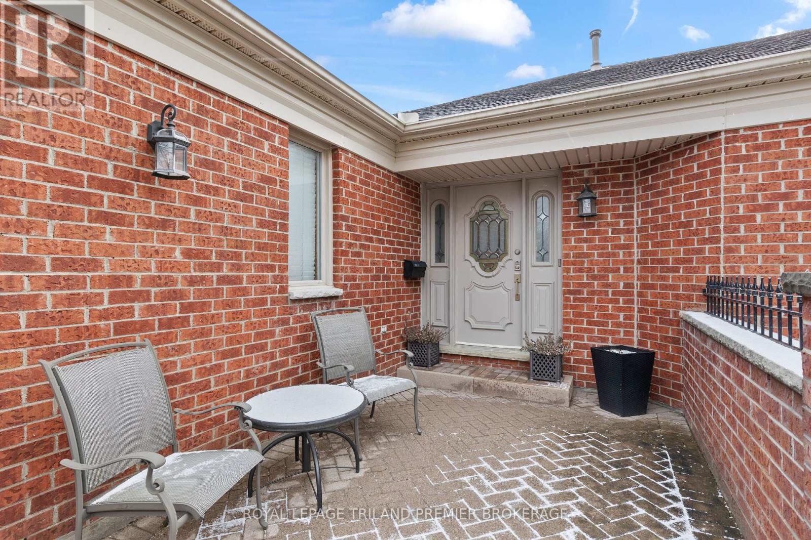 8 - 60 Rosecliffe Crescent, London South, Ontario  N6K 4E5 - Photo 3 - X12054427