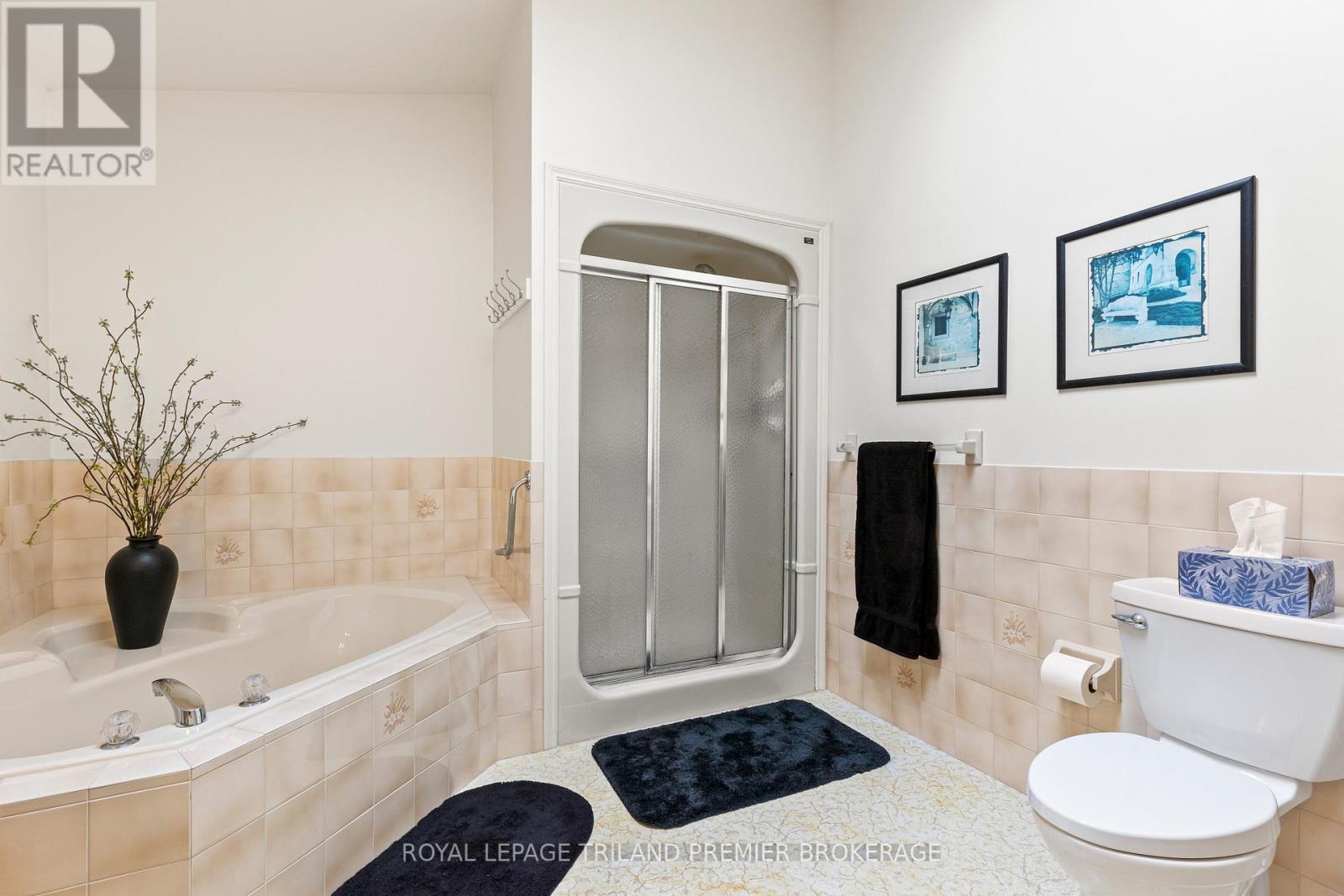 8 - 60 Rosecliffe Crescent, London South, Ontario  N6K 4E5 - Photo 31 - X12054427