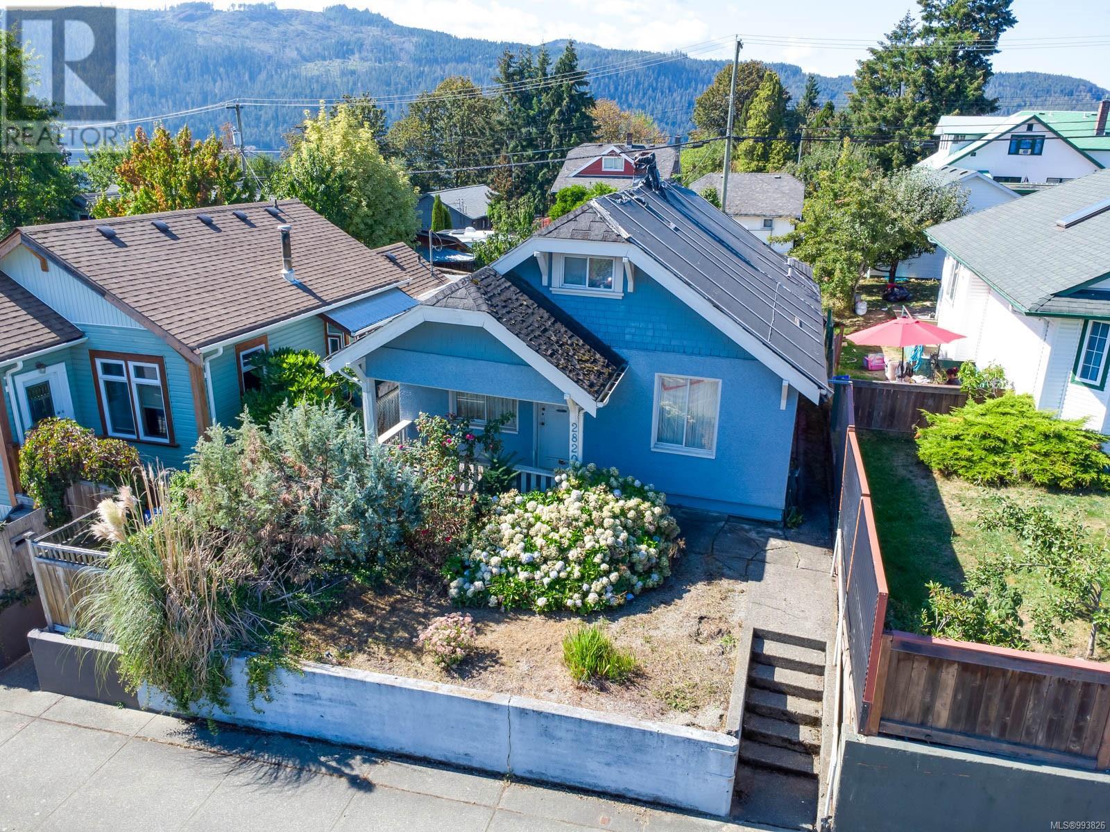 Property at 2820 3rd Ave image 1