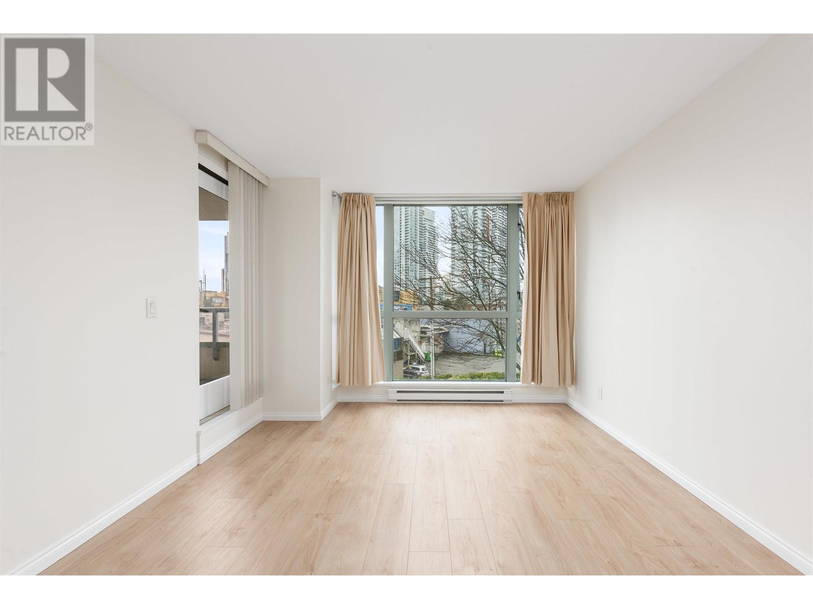 305 4788 Hazel Street, Burnaby, British Columbia  V5H 4V9 - Photo 10 - R2984393