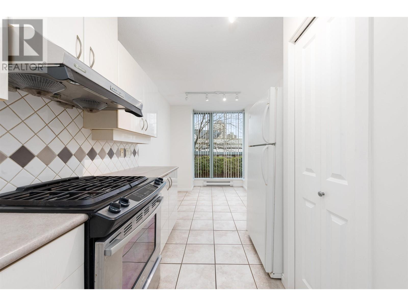 305 4788 Hazel Street, Burnaby, British Columbia  V5H 4V9 - Photo 14 - R2984393