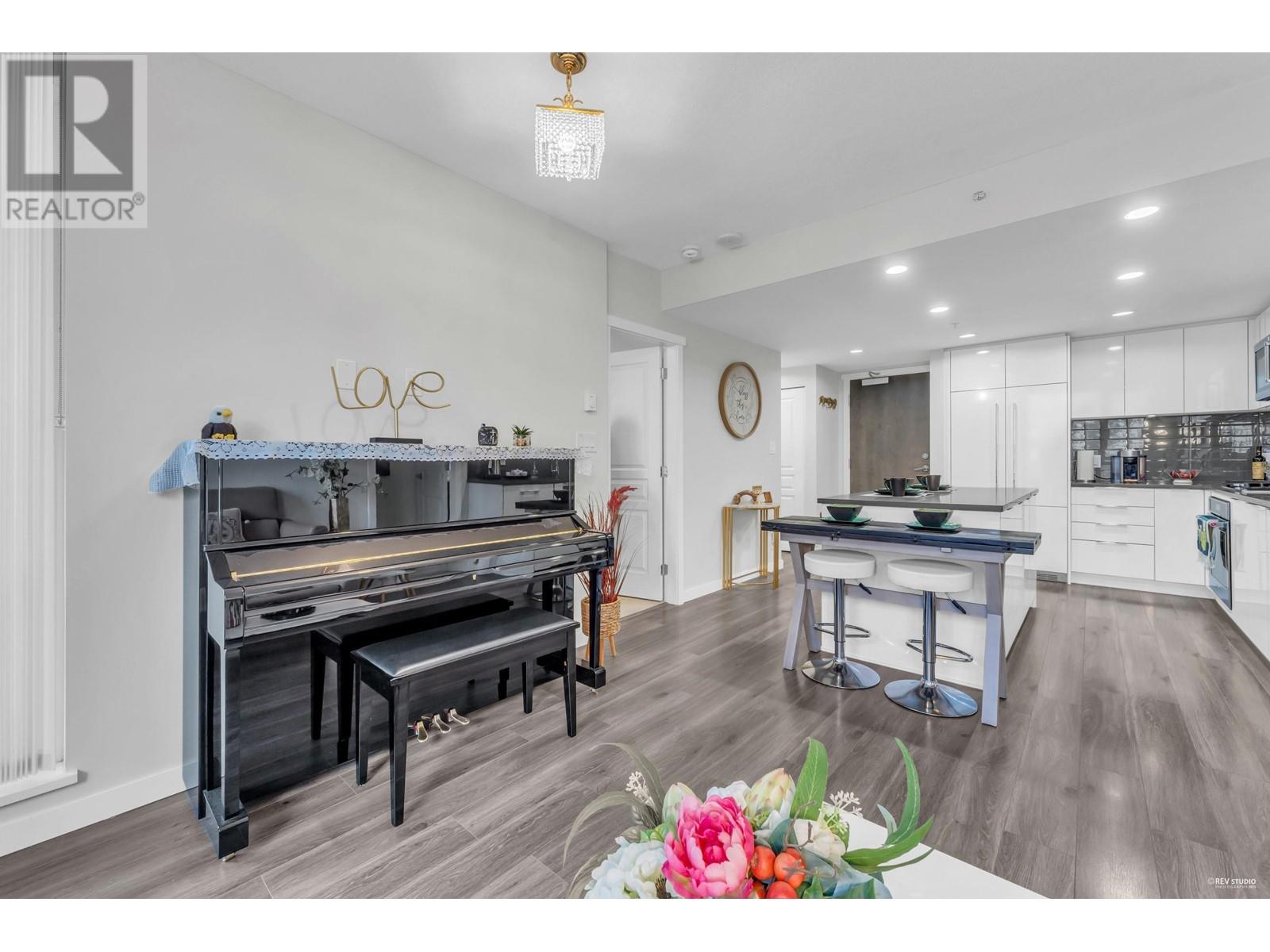 905 3096 Windsor Gate, Coquitlam, British Columbia  V3B 0P4 - Photo 12 - R2984411