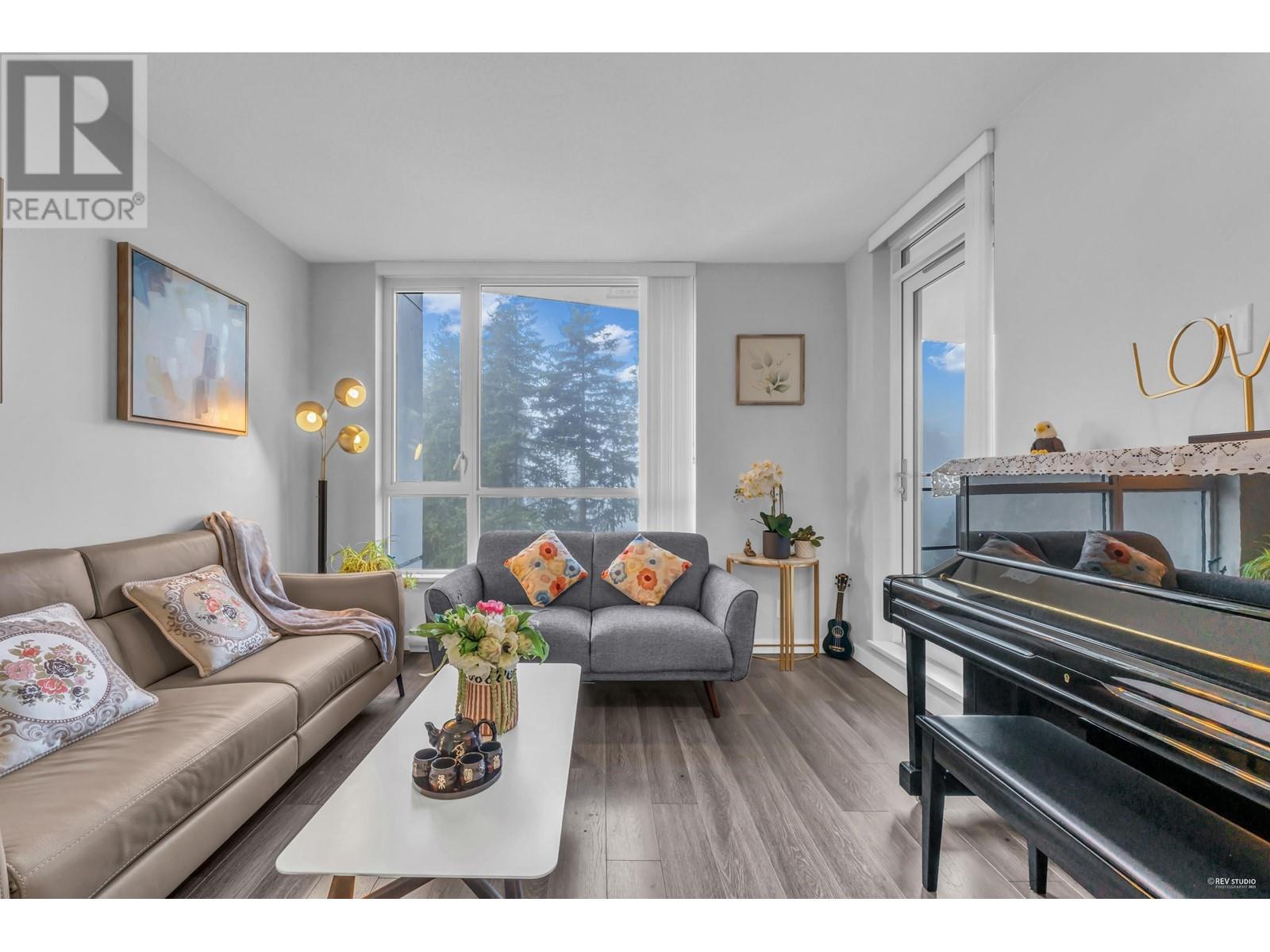 905 3096 Windsor Gate, Coquitlam, British Columbia  V3B 0P4 - Photo 5 - R2984411