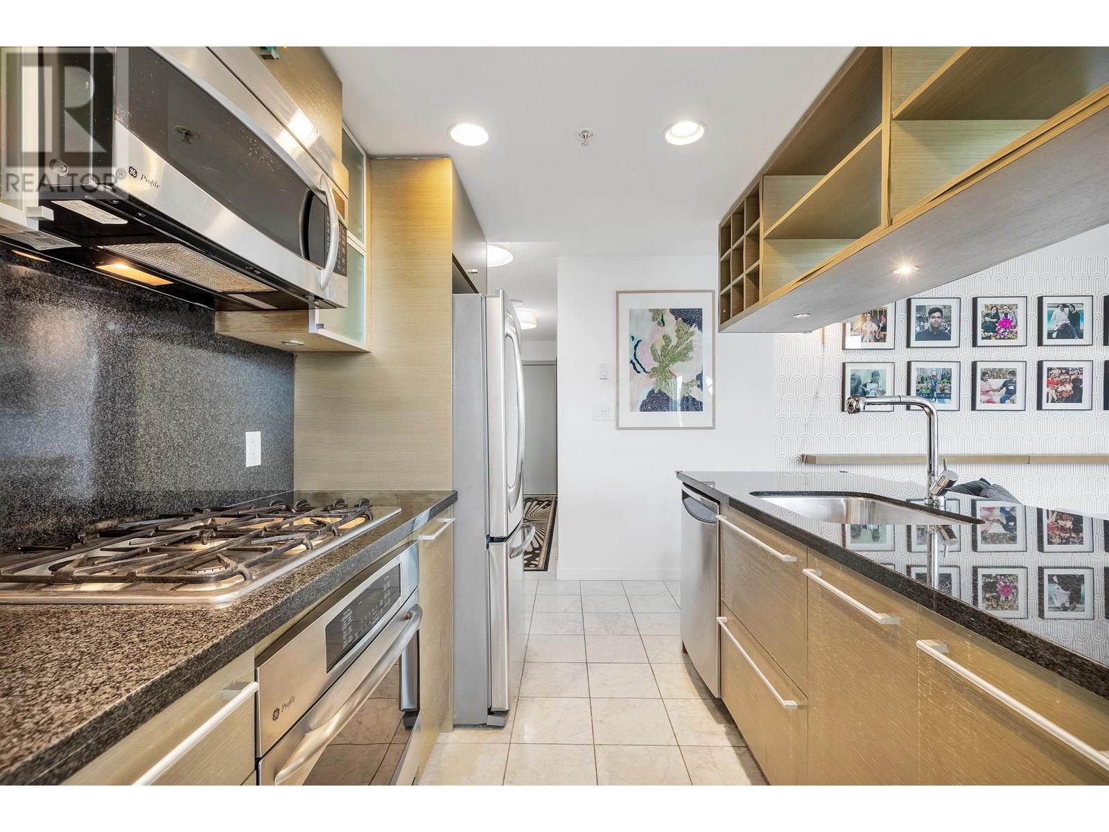 2406 833 Seymour Street, Vancouver, British Columbia  V6B 0G4 - Photo 11 - R2984427