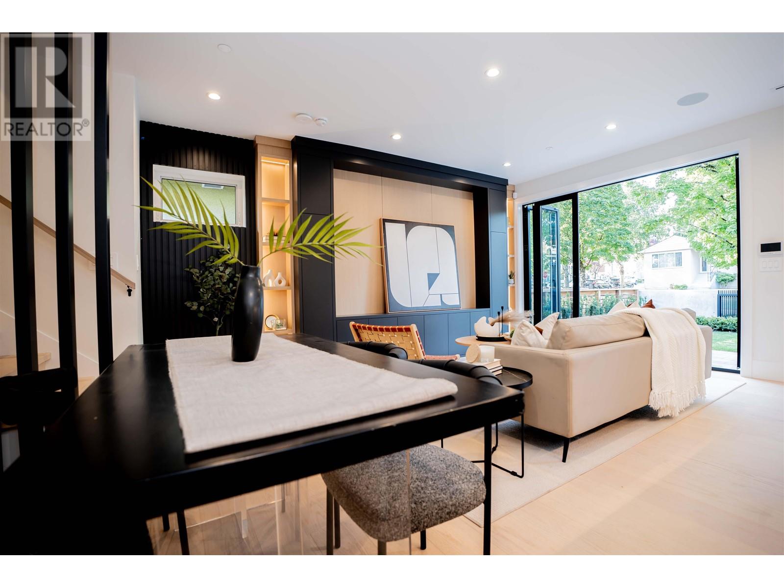 #1 2522 E 15th Avenue, Vancouver, British Columbia  V5M 2K1 - Photo 10 - R2984435