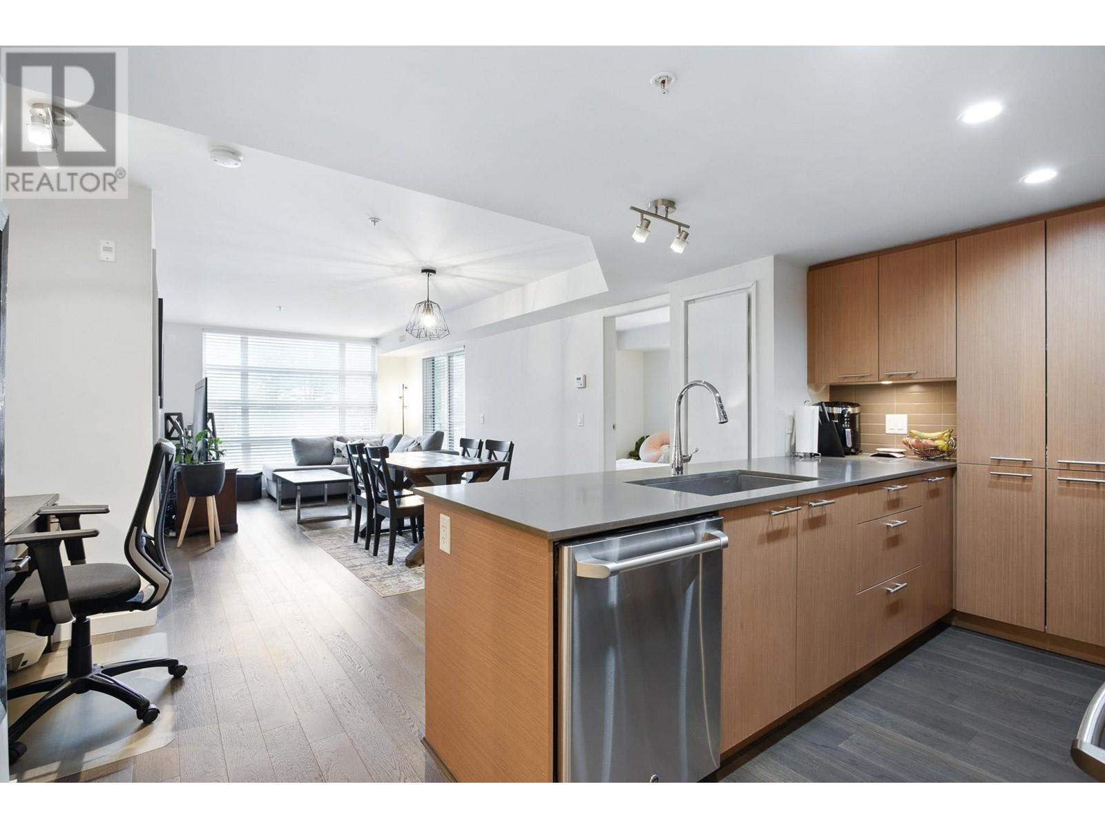 405 95 Moody Street, Port Moody, British Columbia  V3H 0H2 - Photo 3 - R2984450