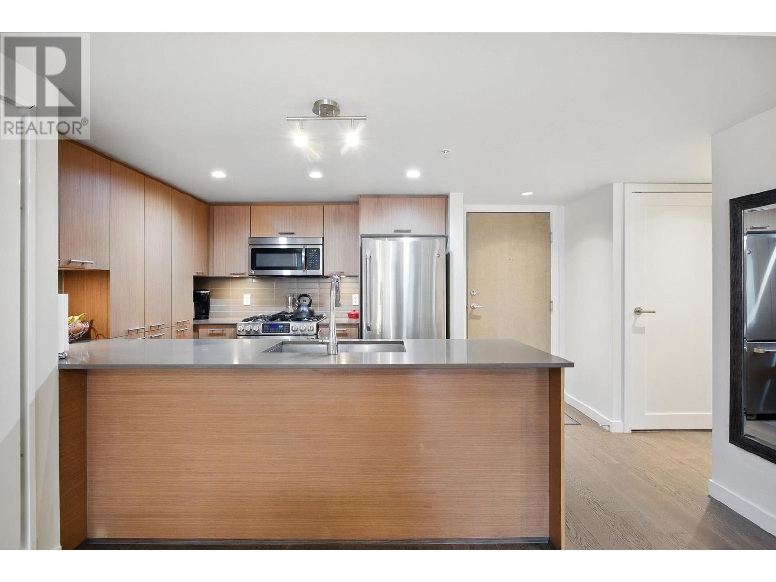 405 95 Moody Street, Port Moody, British Columbia  V3H 0H2 - Photo 5 - R2984450