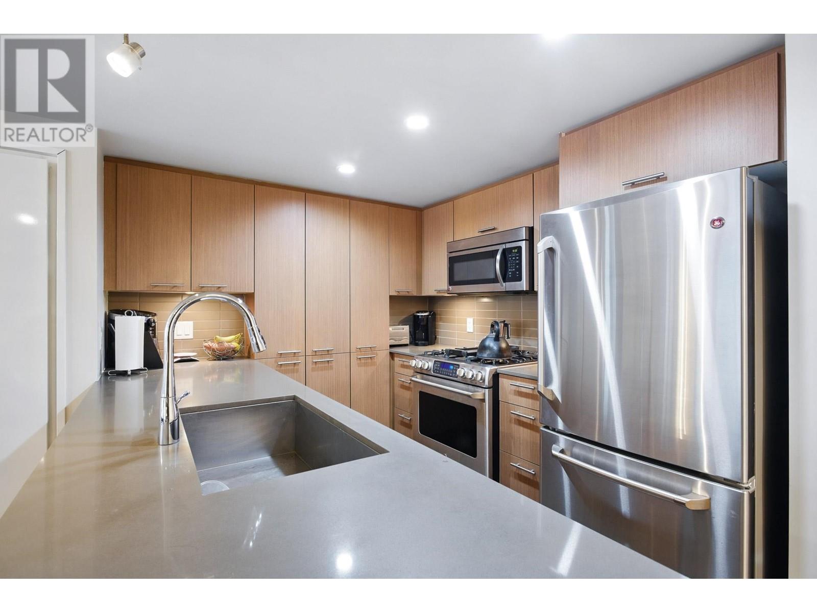 405 95 Moody Street, Port Moody, British Columbia  V3H 0H2 - Photo 6 - R2984450