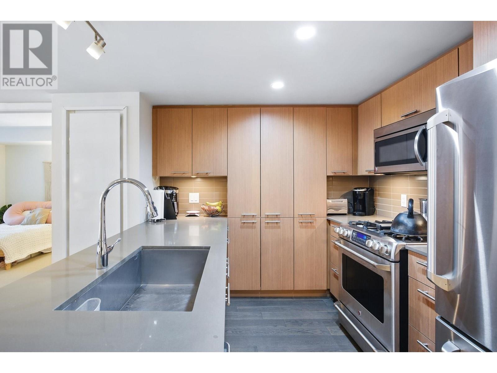 405 95 Moody Street, Port Moody, British Columbia  V3H 0H2 - Photo 7 - R2984450