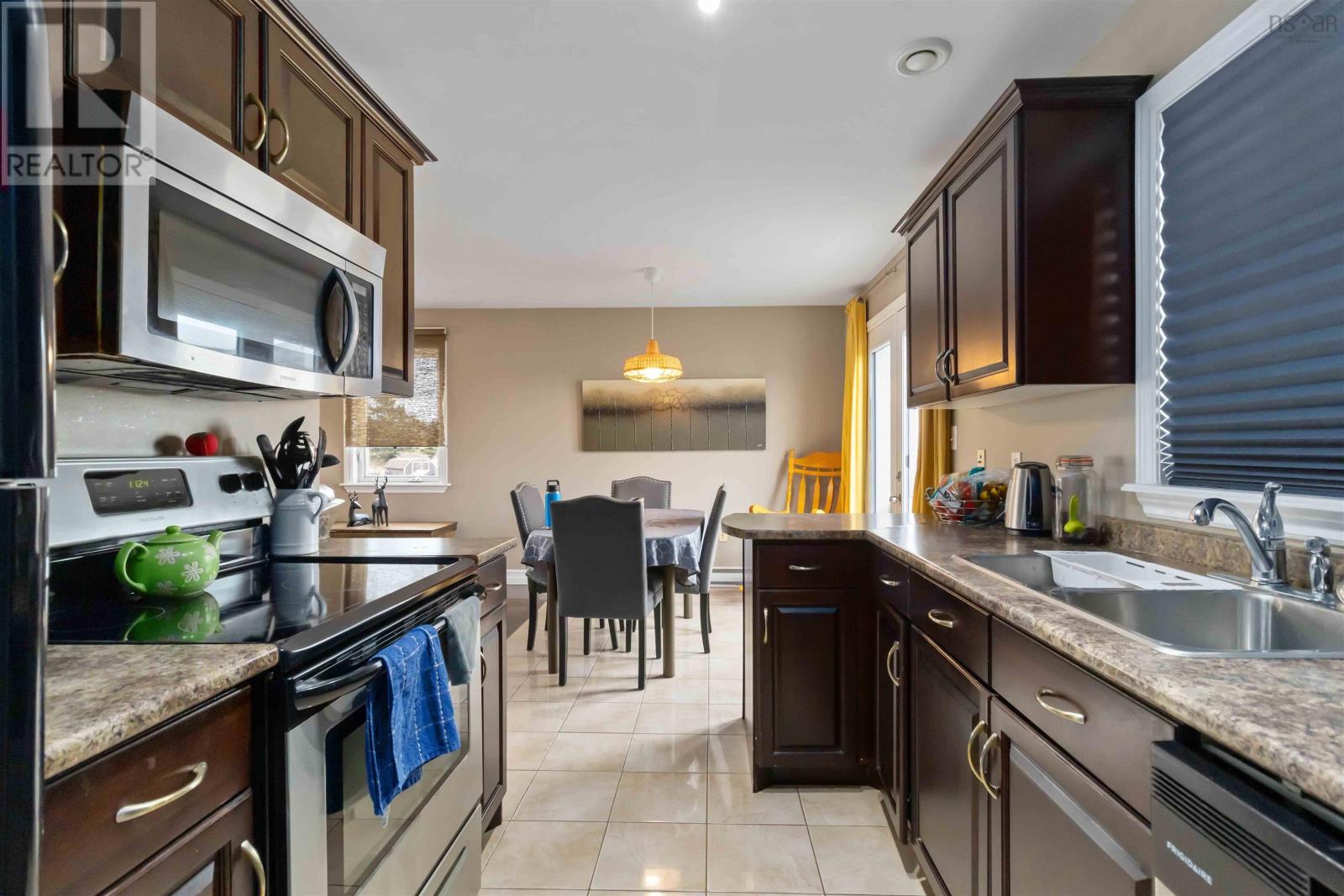 2073 Caldwell Road, Eastern Passage, Nova Scotia  B3G 1H7 - Photo 12 - 202506425