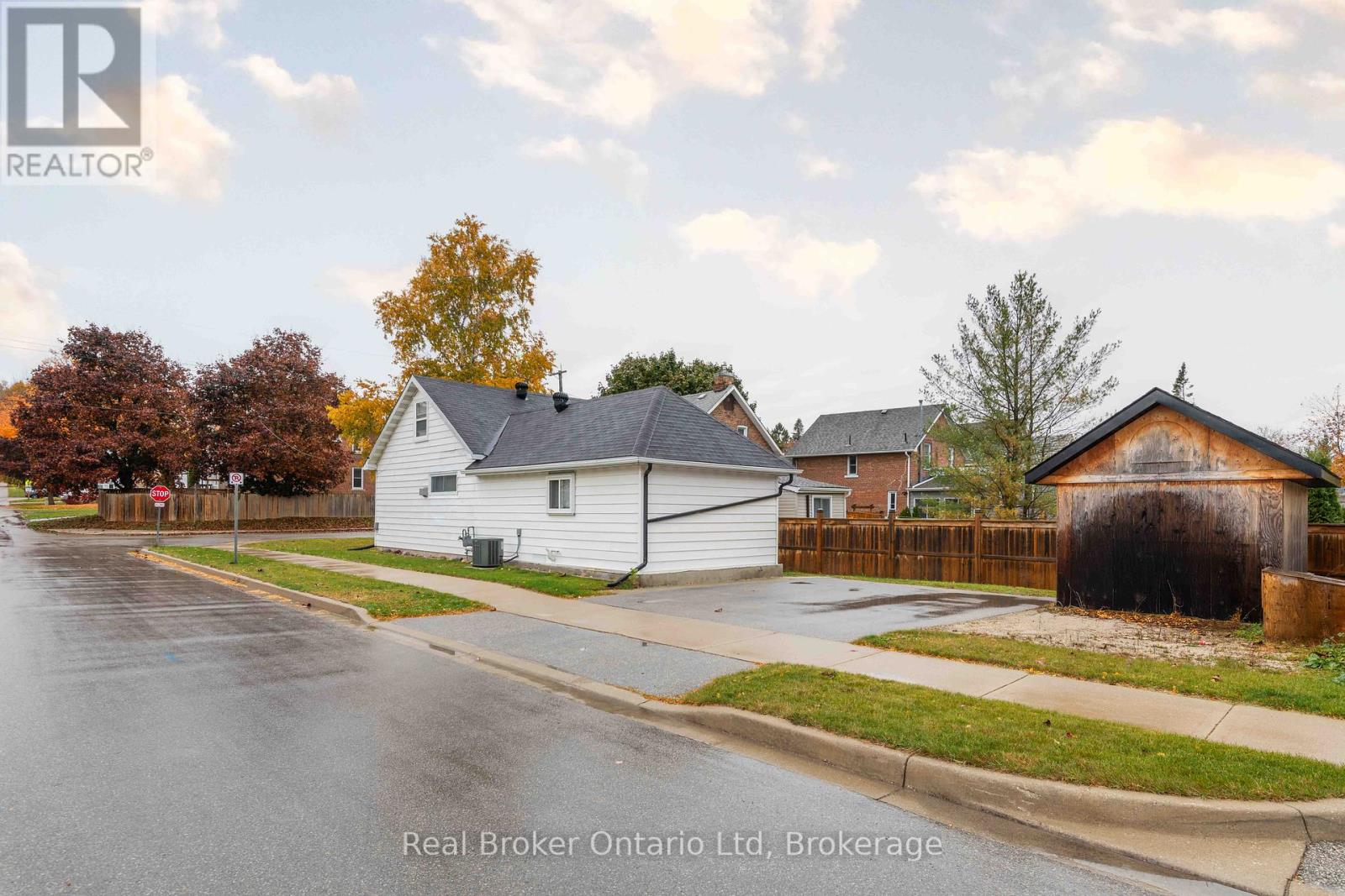 1805 3rd Avenue W, Owen Sound, Ontario  N4K 4R7 - Photo 20 - X11975341