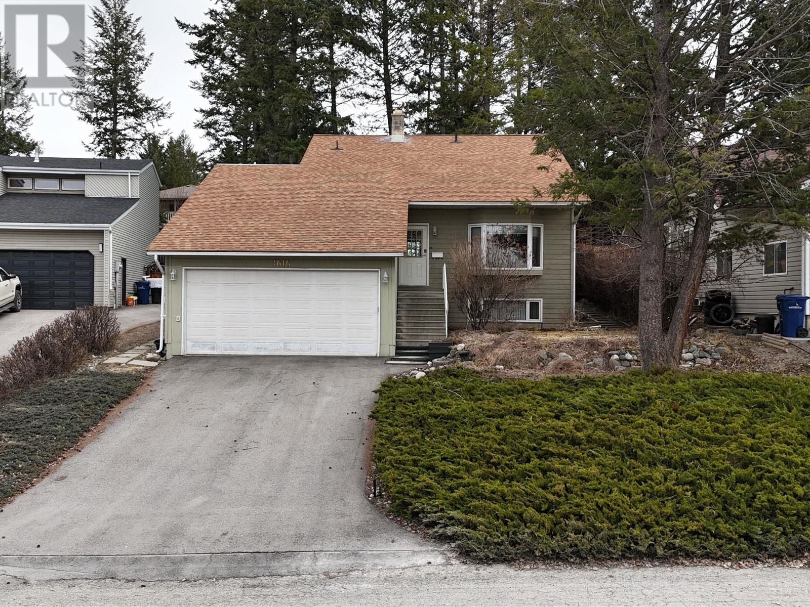 Property at 1616 MT PROCTOR Place N image 2