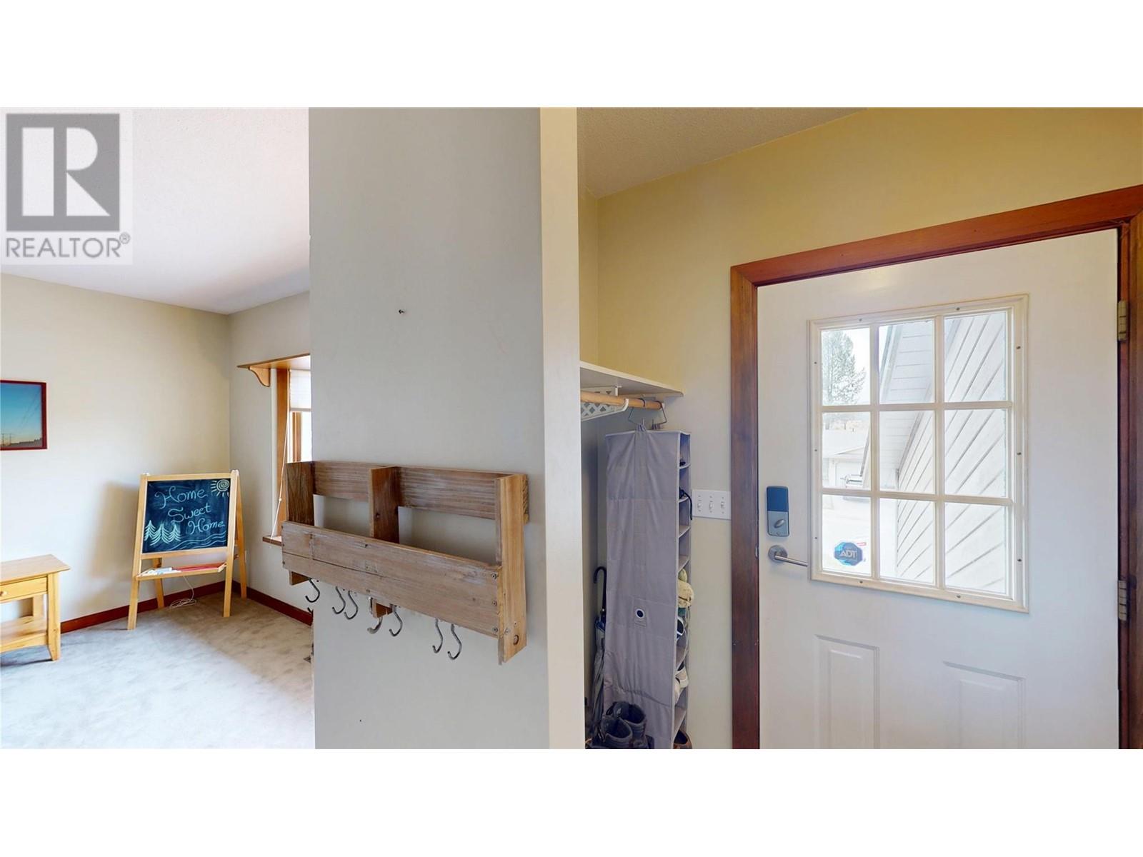 Property at 1616 MT PROCTOR Place N image 4