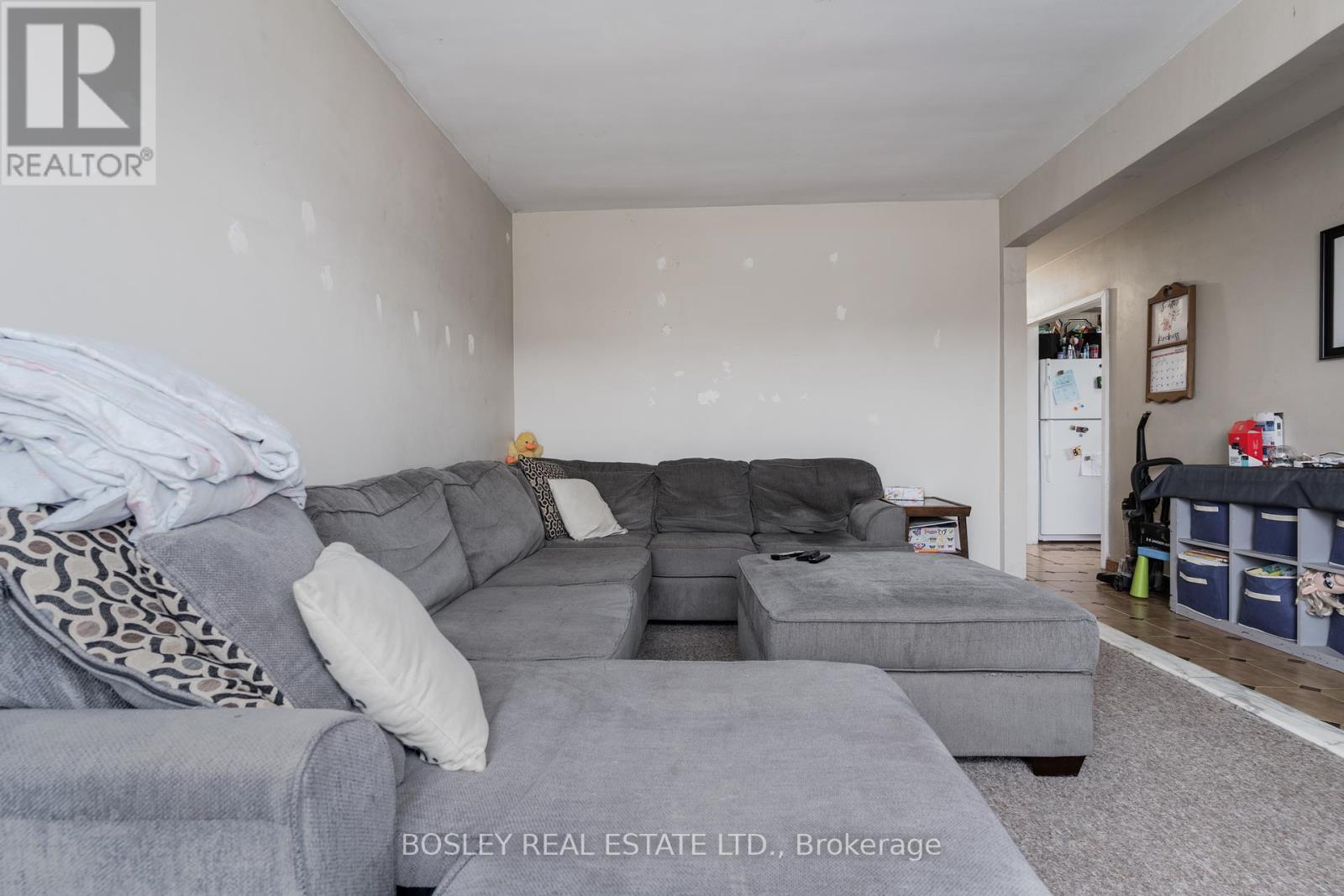Property at 25 CHILCOT AVENUE image 5