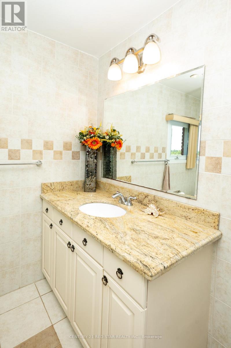 5955 Mayfield Road, Brampton, Ontario  L6R 0A8 - Photo 8 - W12054456