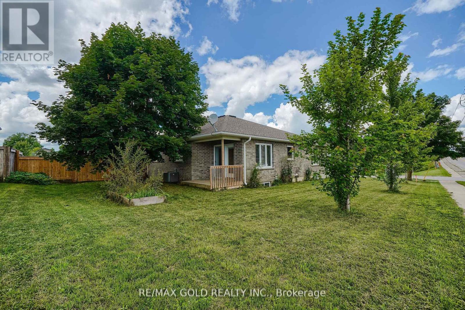 A - 12 Clayton Street, West Perth, Ontario  N0K 1N0 - Photo 40 - X12054382