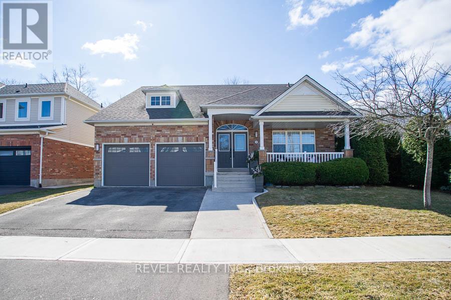 Property at 39 HUNTER WAY image 1
