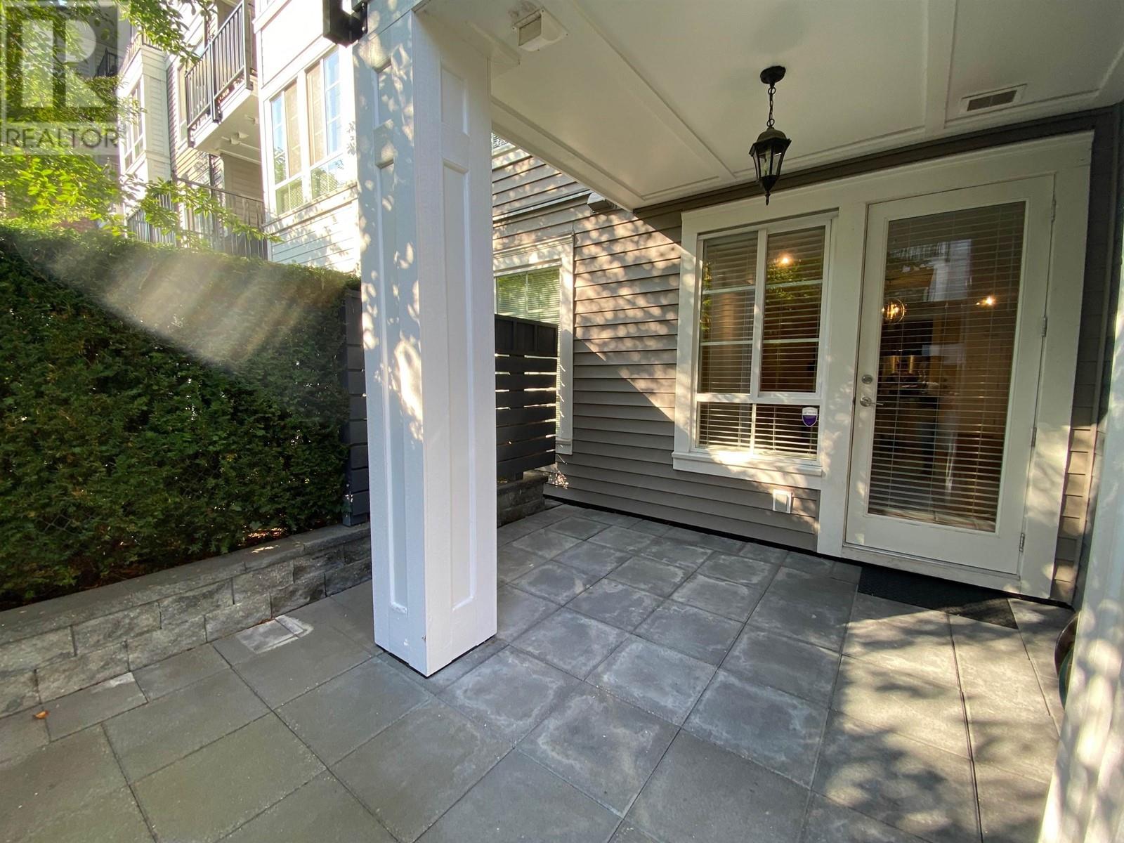 110 545 Foster Avenue, Coquitlam, British Columbia  V3J 0B3 - Photo 2 - R2959768