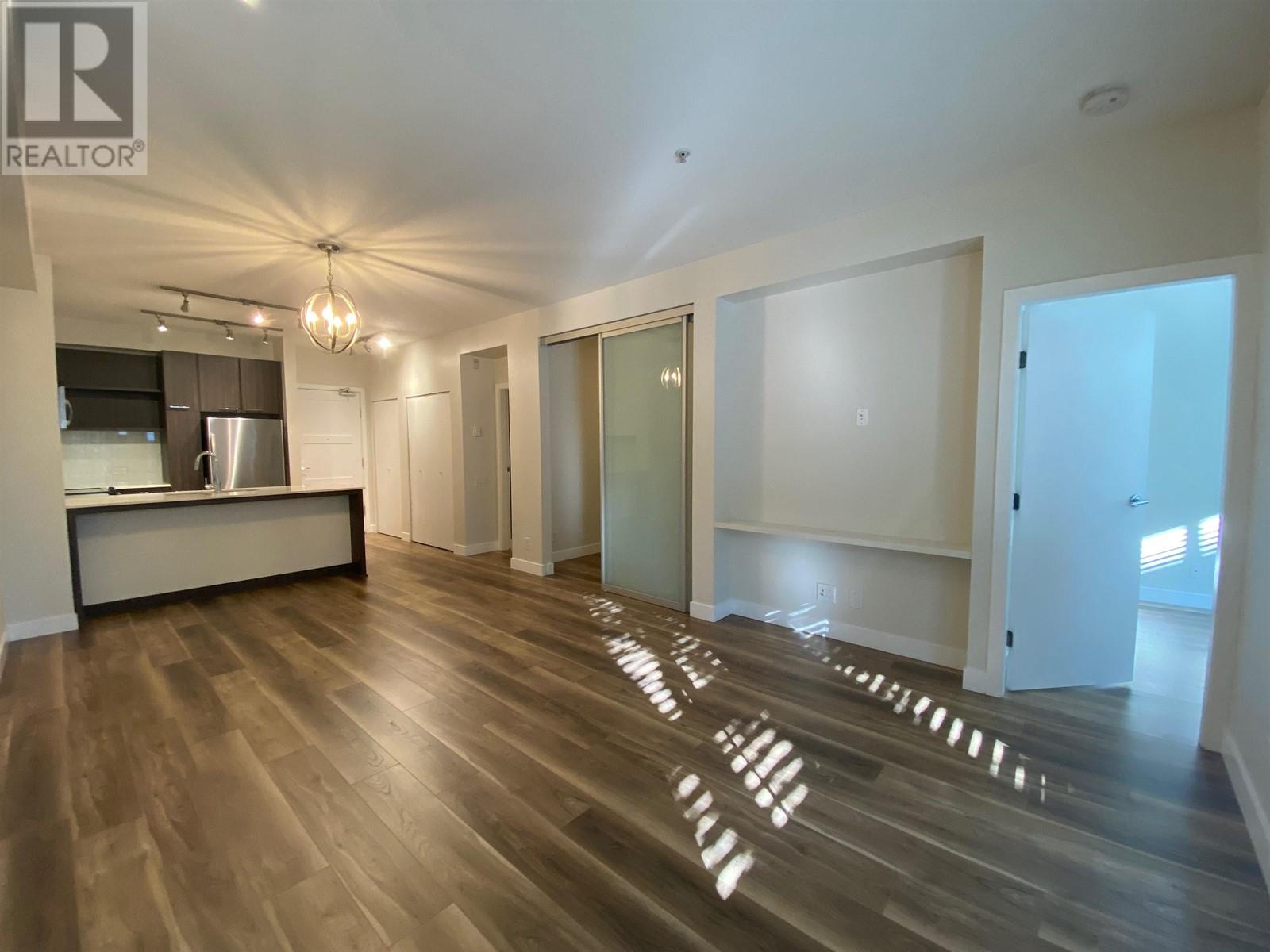 110 545 Foster Avenue, Coquitlam, British Columbia  V3J 0B3 - Photo 9 - R2959768